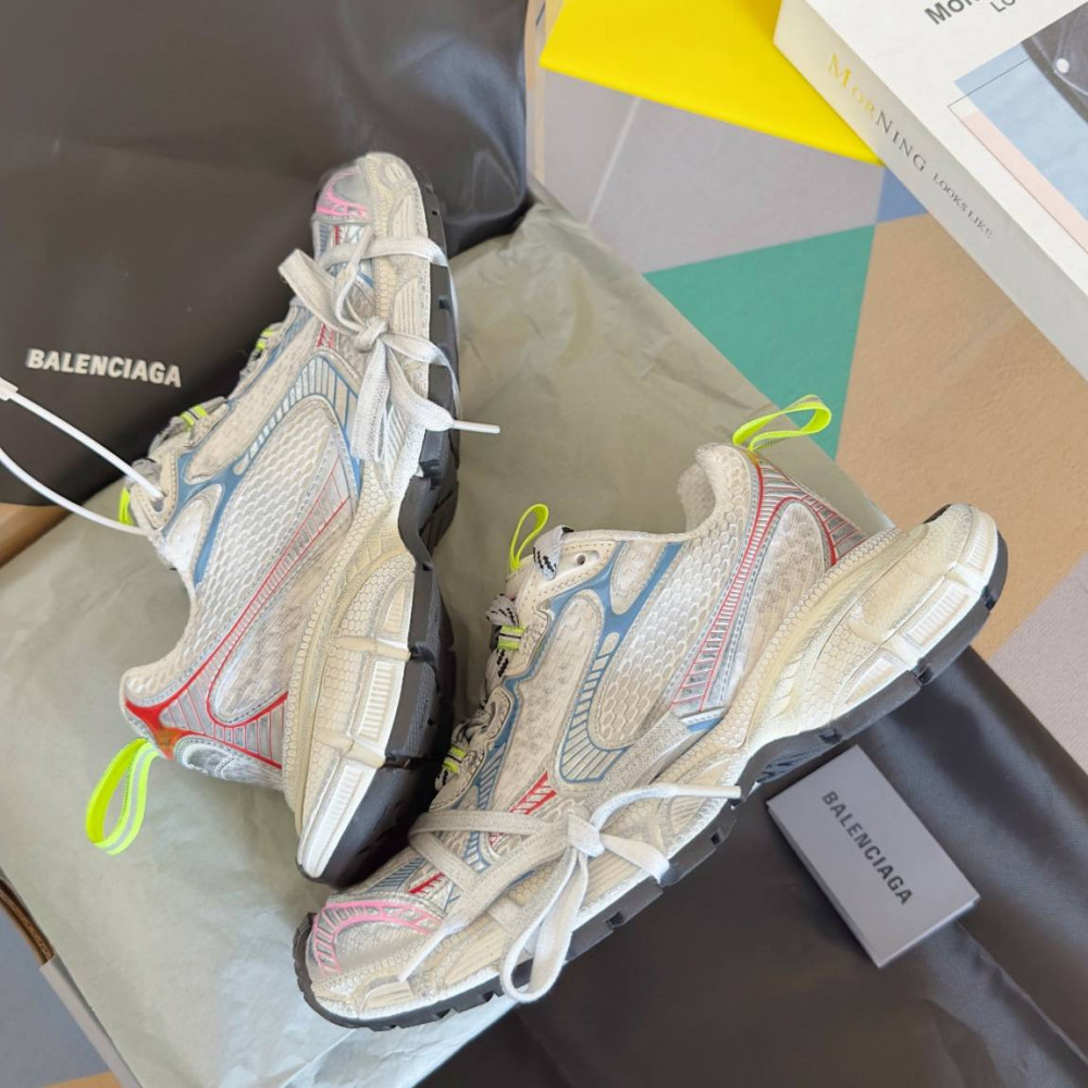 Balenciaga 3XL Balenciaga 3XL