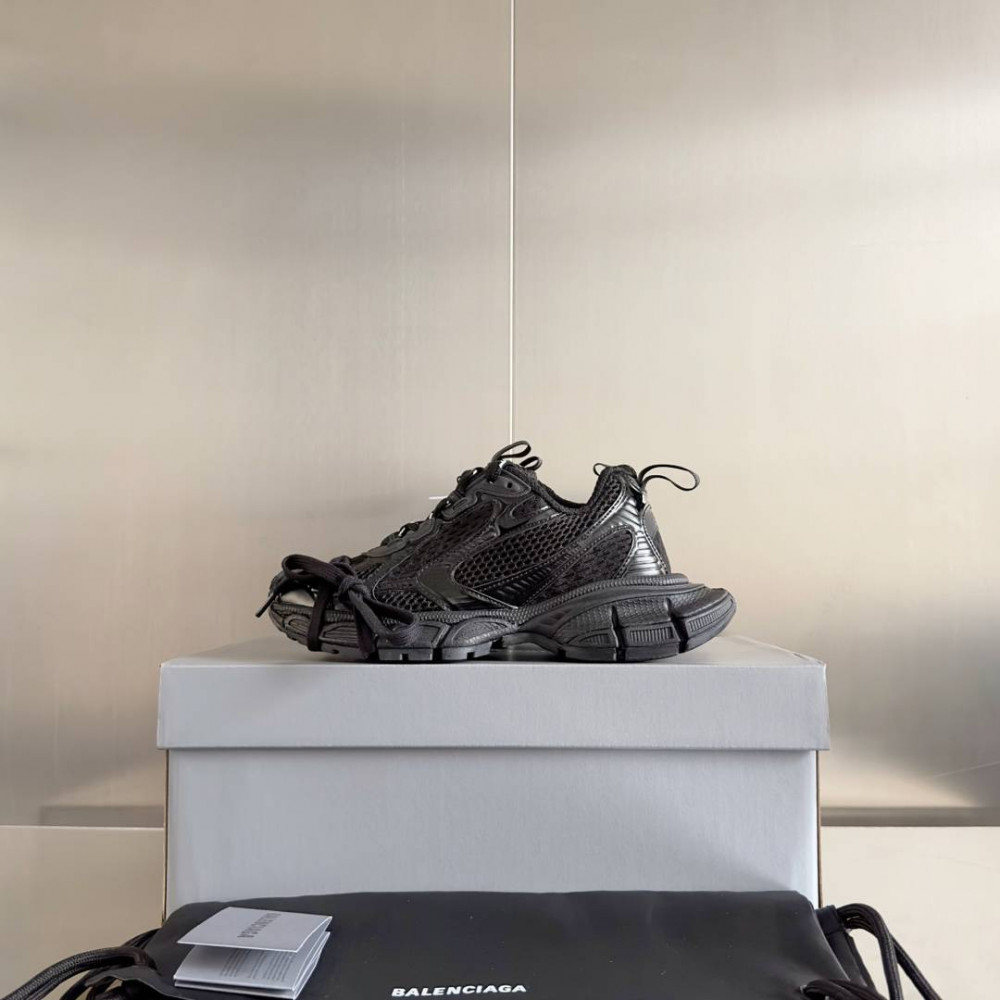 Balenciaga 3XL Balenciaga 3XL