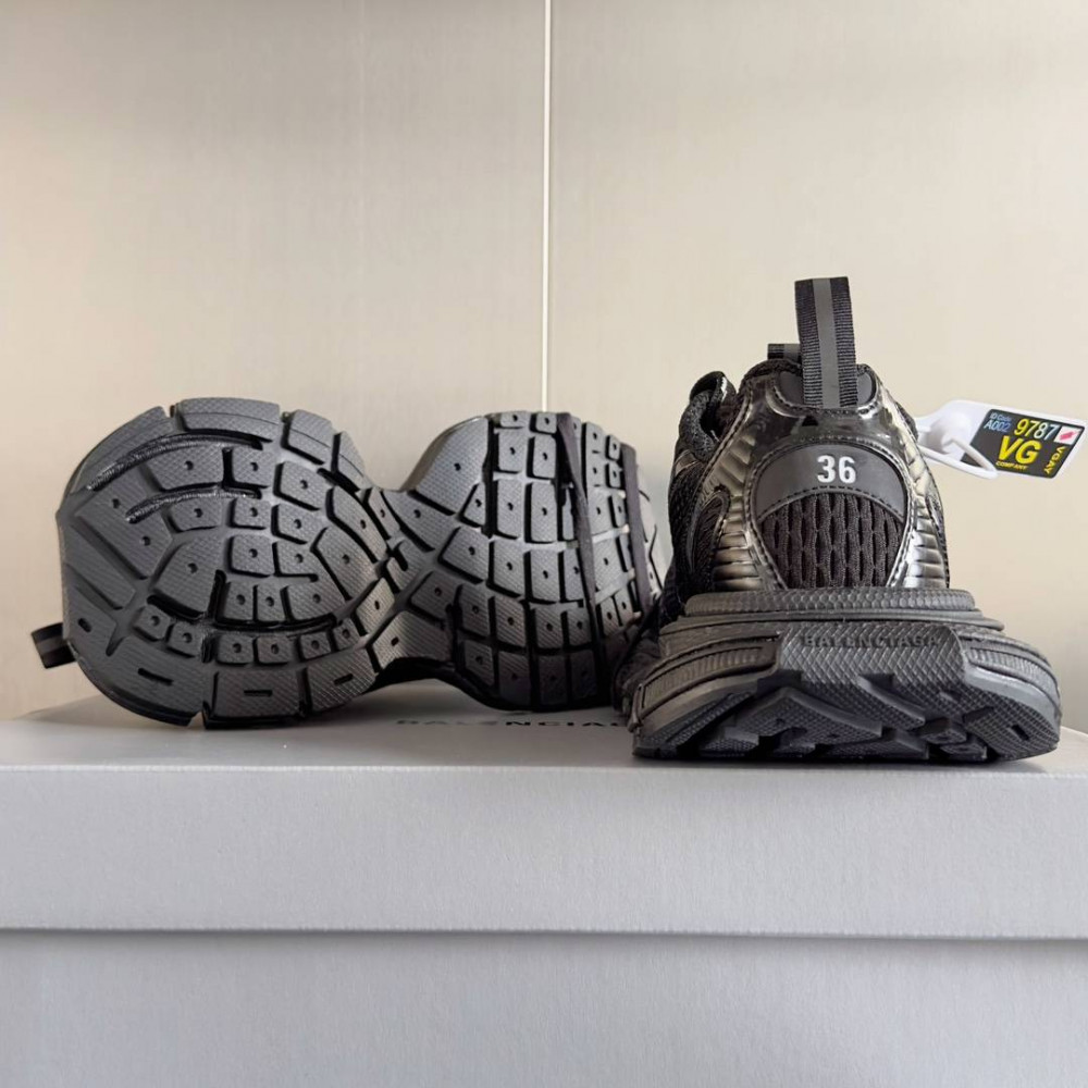 Balenciaga 3XL Balenciaga 3XL