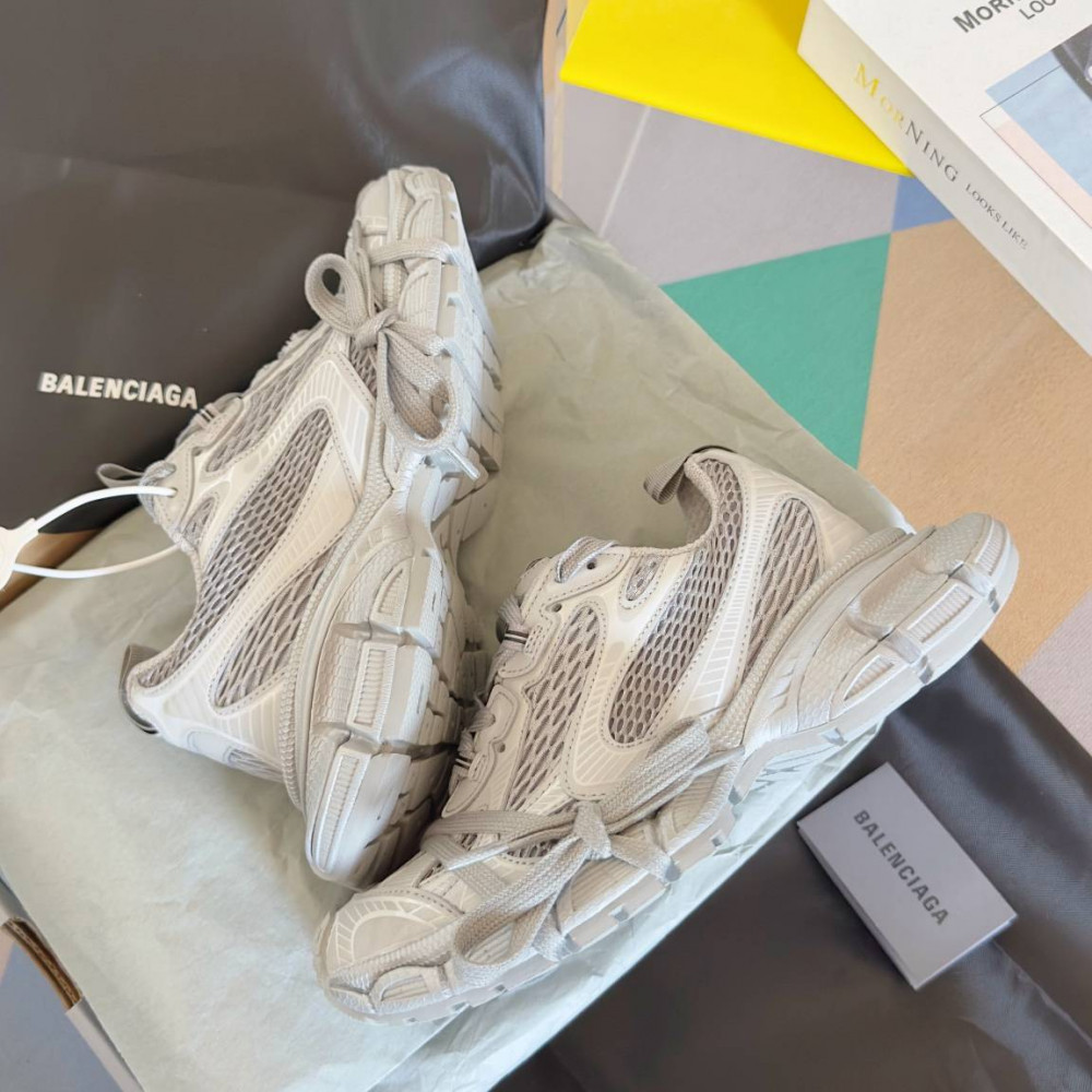 Balenciaga 3XL Balenciaga 3XL