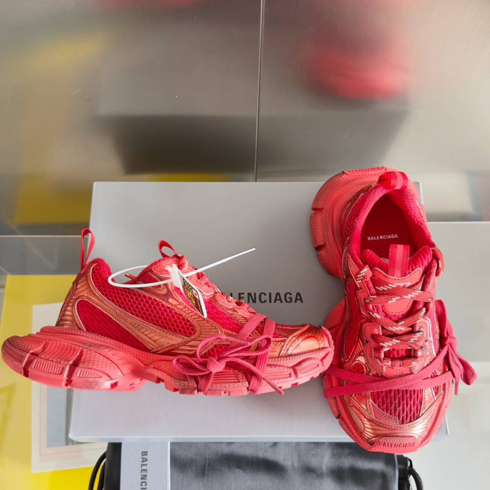 Balenciaga 3XL Balenciaga 3XL