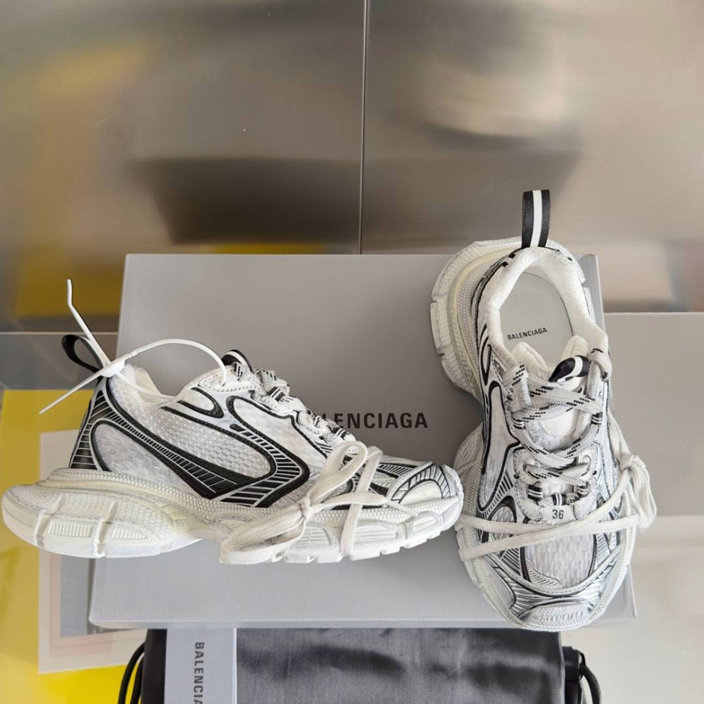 Balenciaga 3XL Balenciaga 3XL