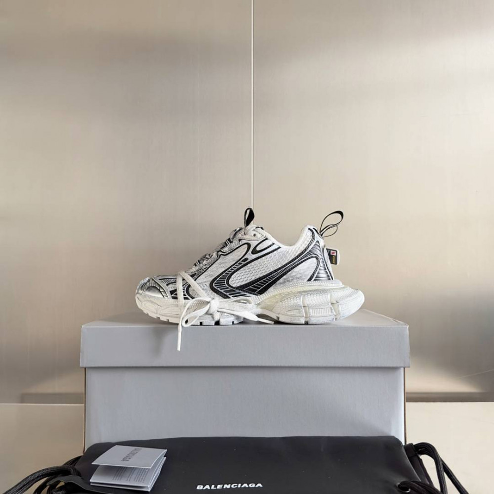 Balenciaga 3XL Balenciaga 3XL