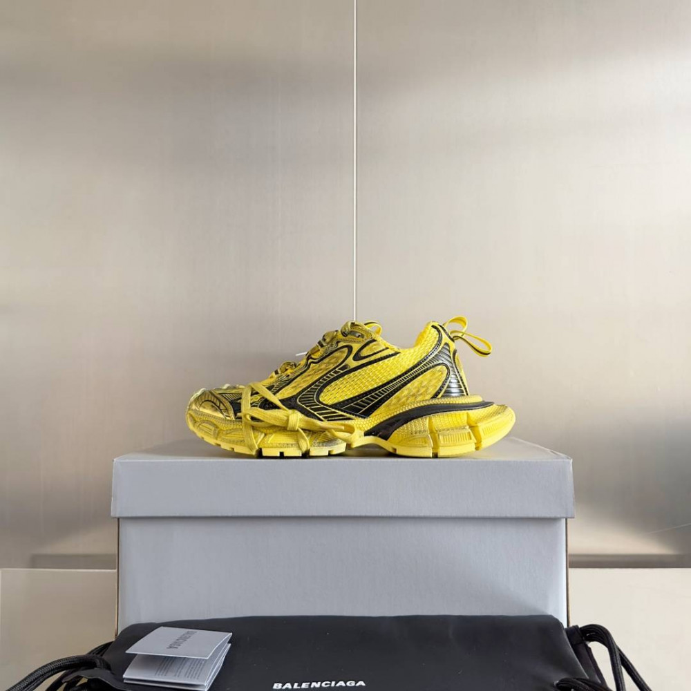 Balenciaga 3XL Balenciaga 3XL