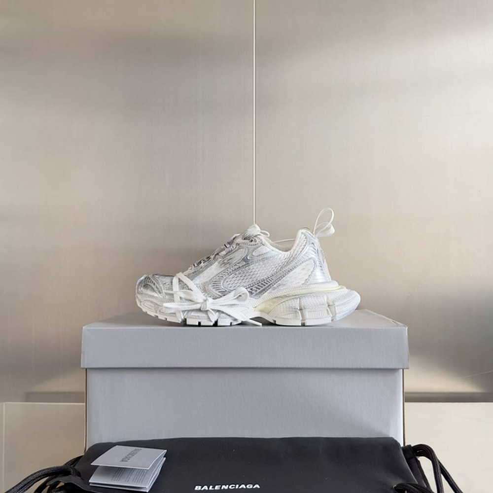 Balenciaga 3XL Balenciaga 3XL