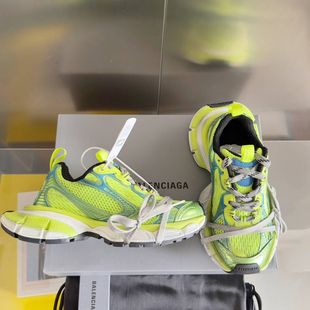 Balenciaga 3XL Balenciaga 3XL
