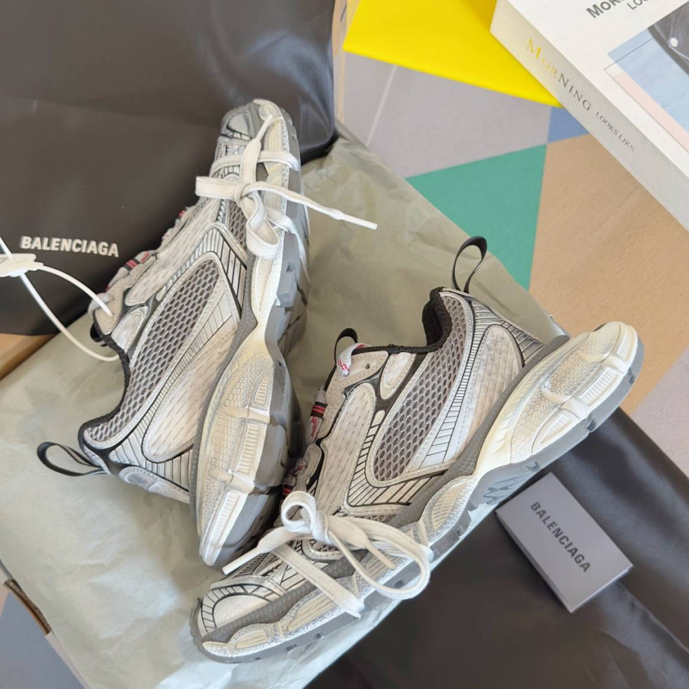 Balenciaga 3XL Balenciaga 3XL