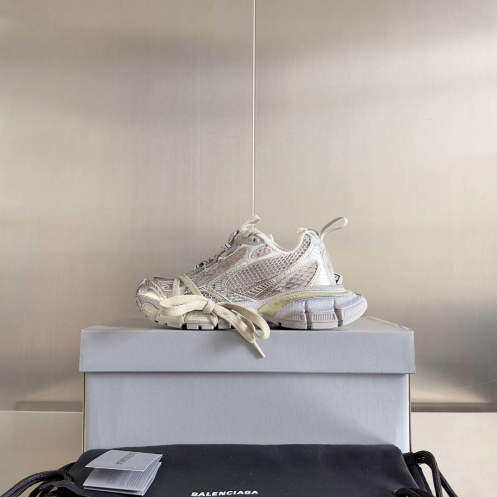 Balenciaga 3XL Balenciaga 3XL