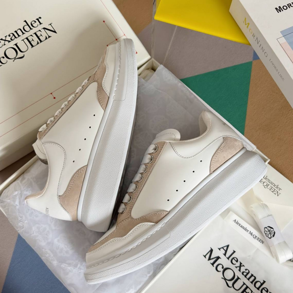 Alexander McQueen Oversized Sneaker Alexander McQueen Oversized Sneaker