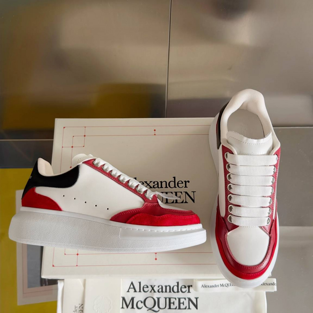 Alexander McQueen Oversized Sneaker