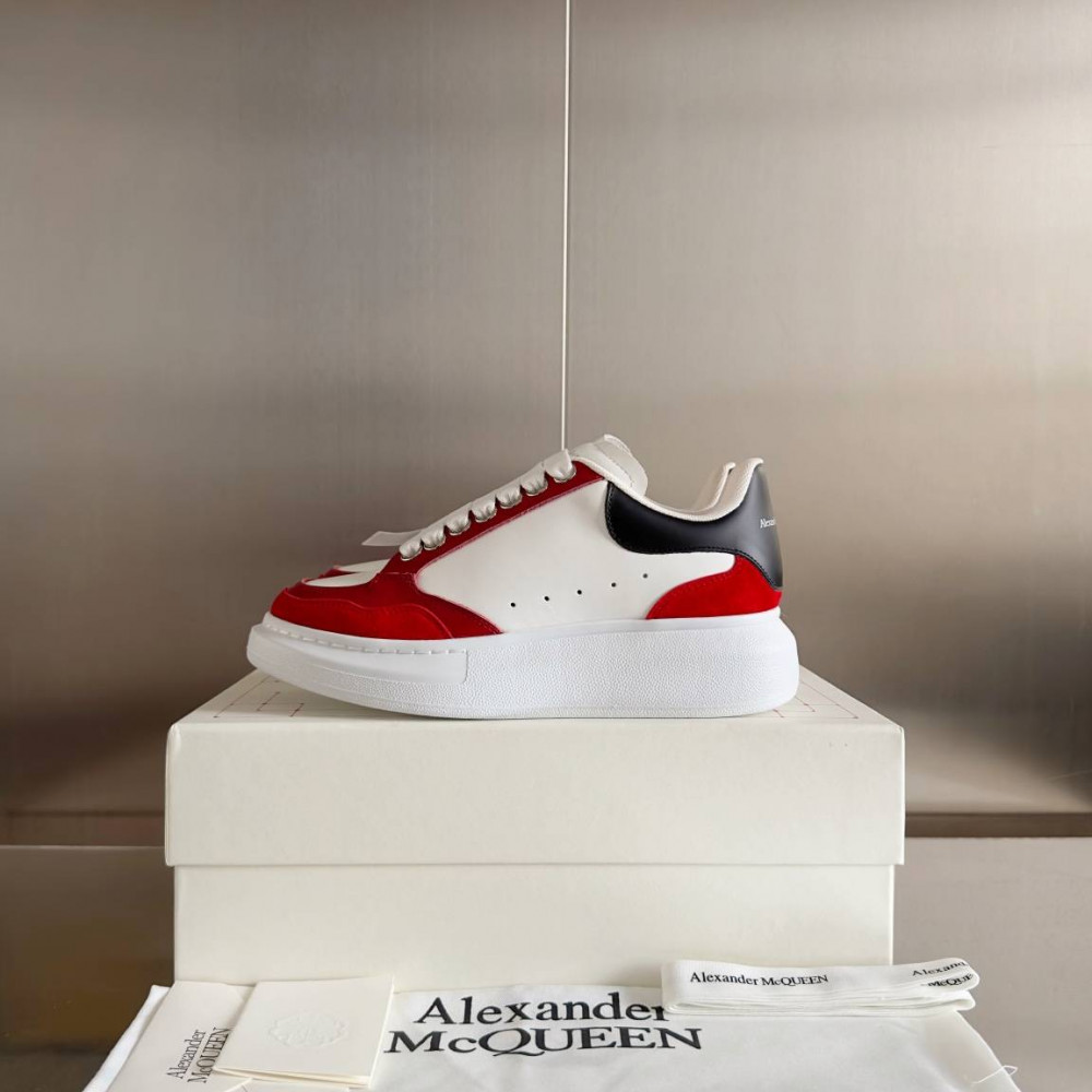 Alexander McQueen Oversized Sneaker