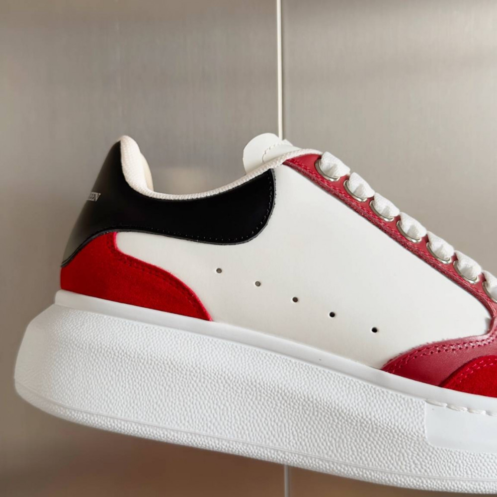 Alexander McQueen Oversized Sneaker