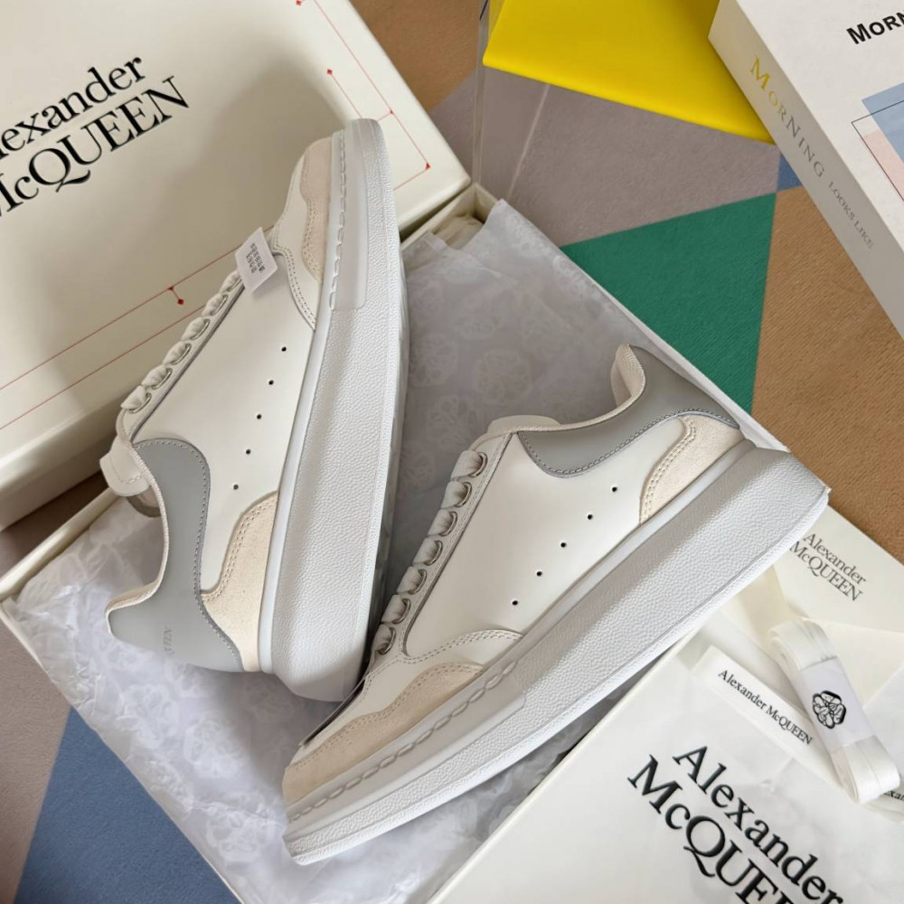 Alexander McQueen Oversized Sneaker Alexander McQueen Oversized Sneaker