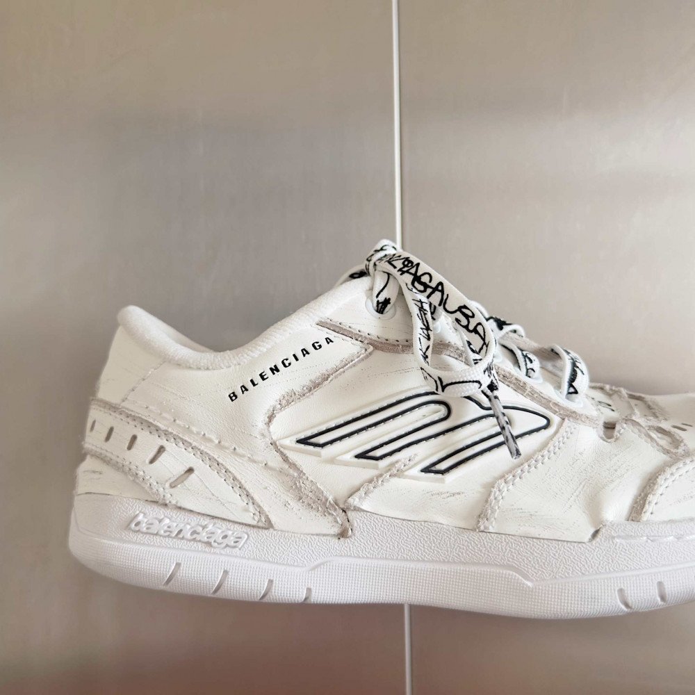 Hamptons Sneaker White Hamptons Sneaker White