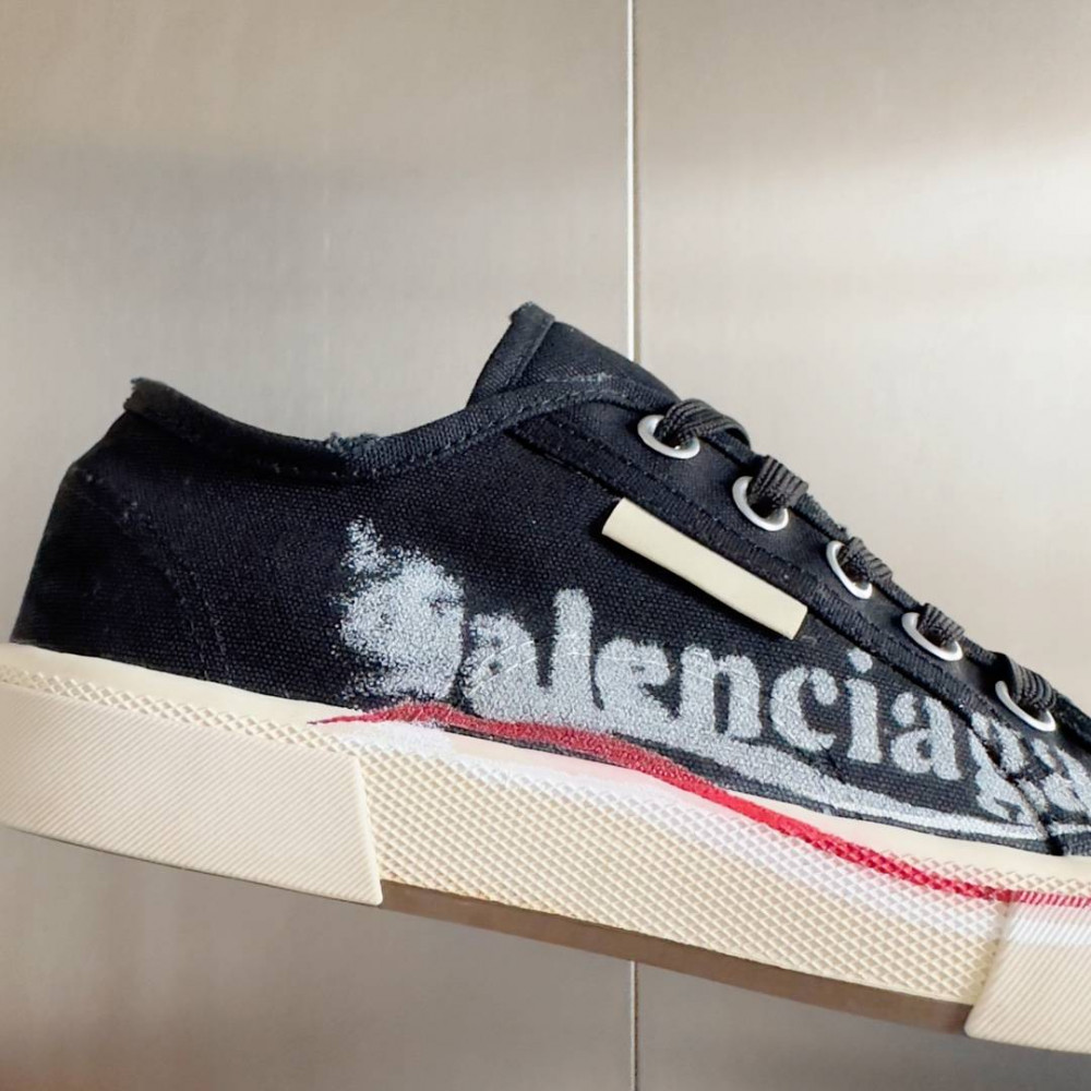 Balenciaga Paris Balenciaga Paris