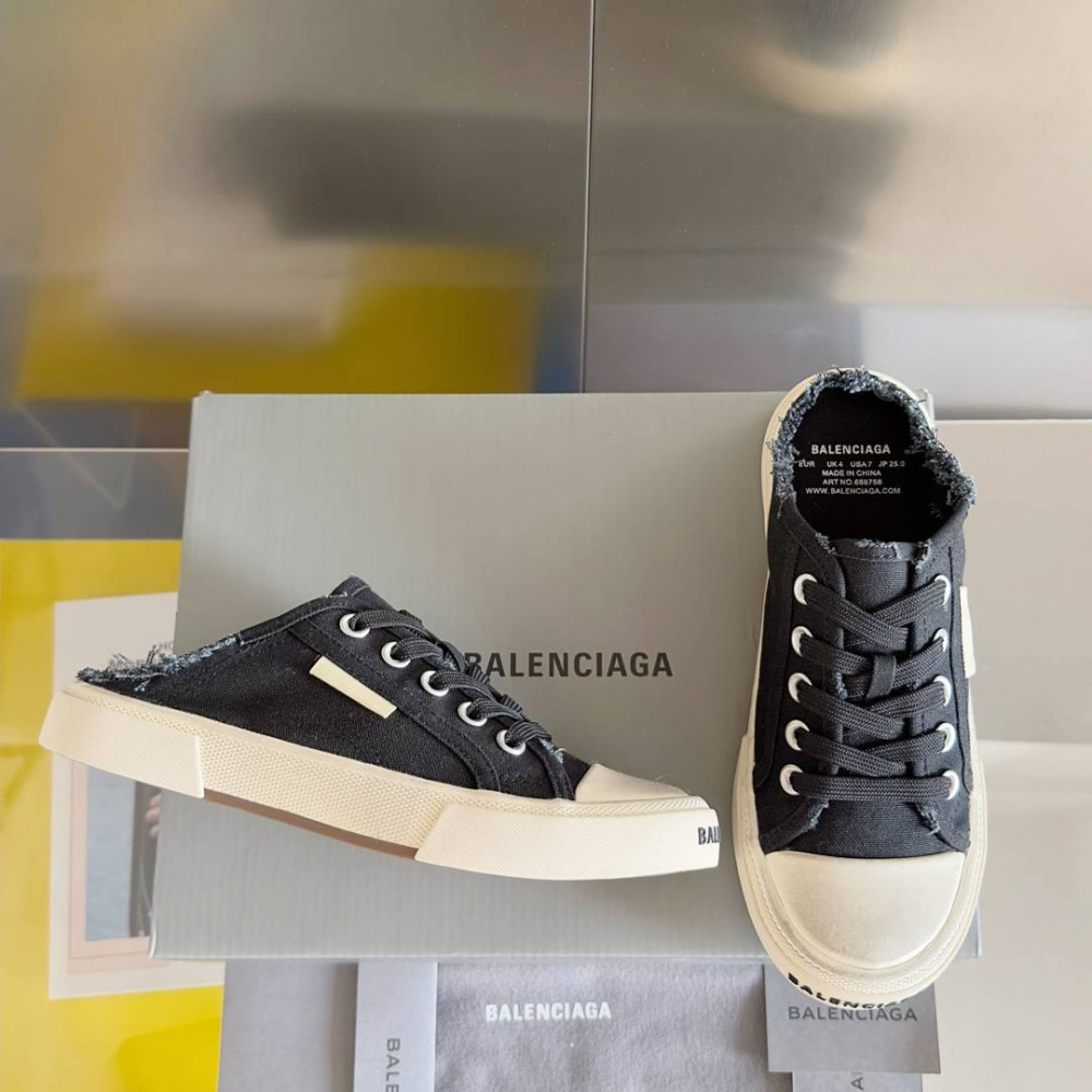 Balenciaga Paris Balenciaga Paris