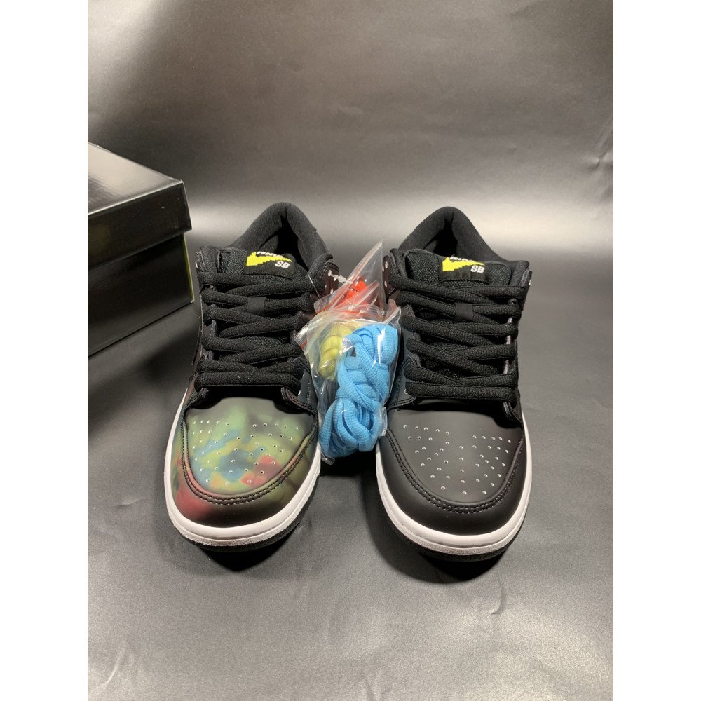 Civilist x Nike SB Dunk Low Thermography Civilist x Nike SB Dunk Low Thermography
