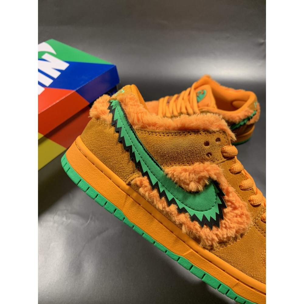 Nike x Grateful Dead SB Dunk Low 'Orange Bear'