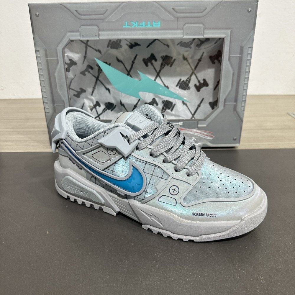 Nike x RTFKT Clone x Dunk Genesis Low 'White Silver' Nike x RTFKT Clone x Dunk Genesis Low 'White Silver'