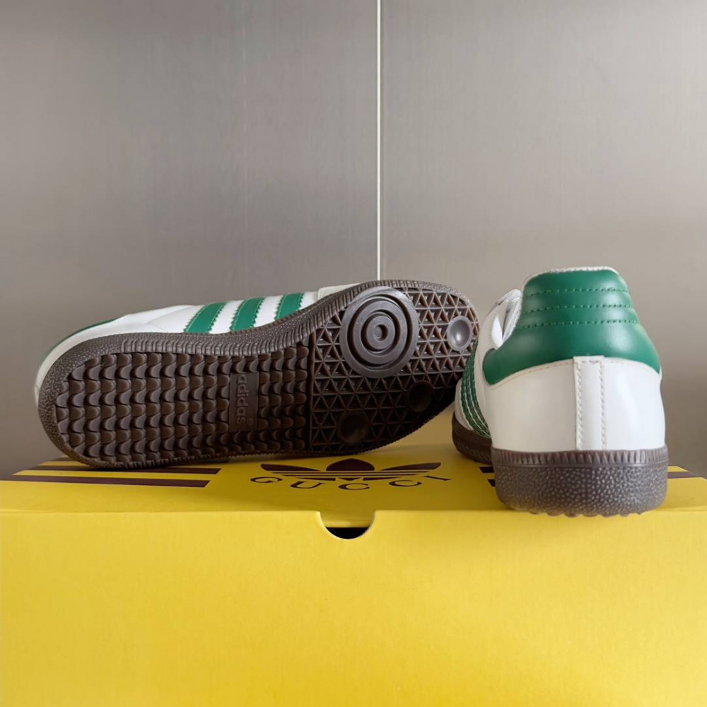 Gucci X Adidas Gucci X Adidas