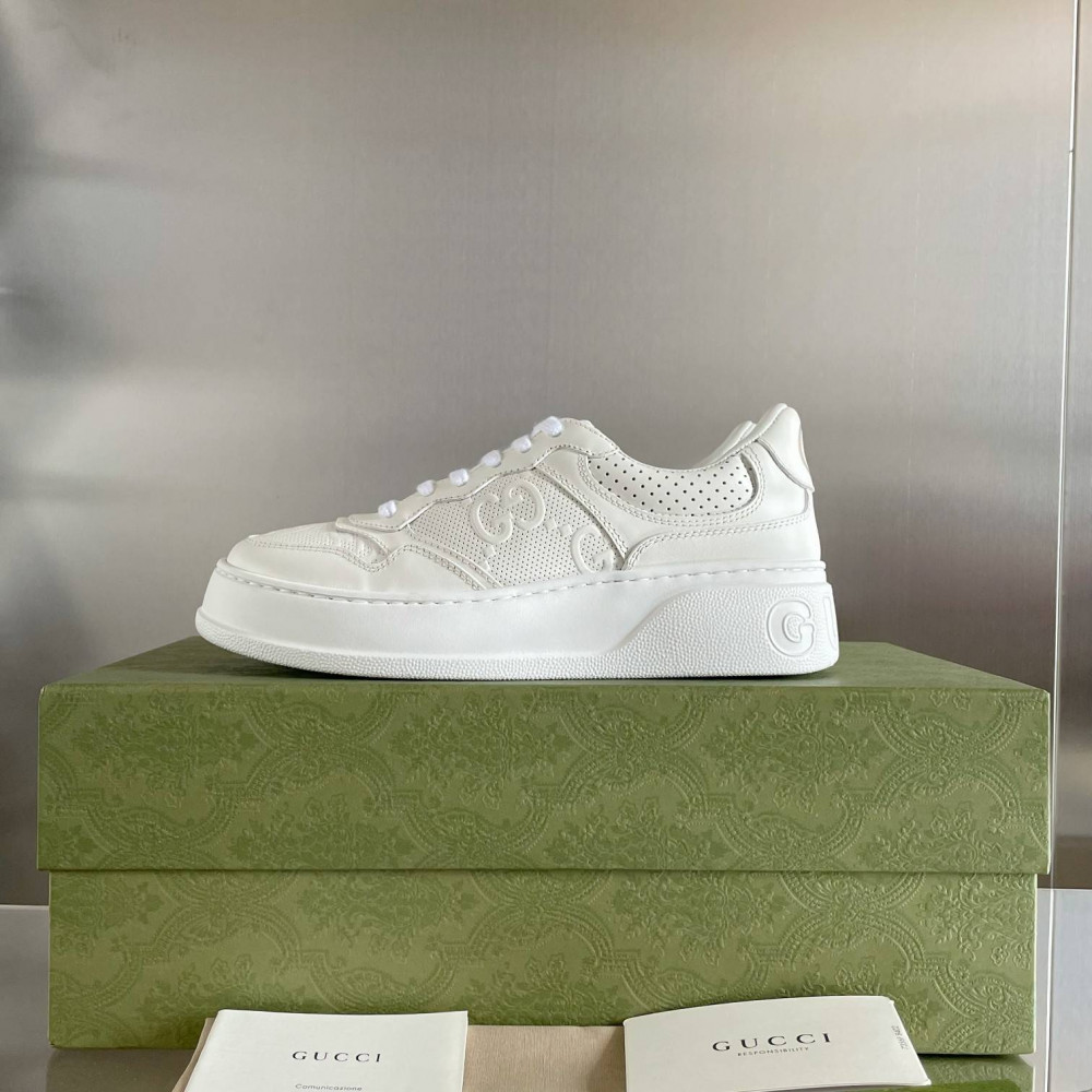 Gucci Chunky B-2 Gucci Chunky B-2