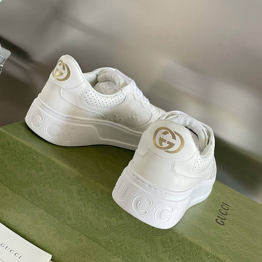Gucci Chunky B-2 Gucci Chunky B-2