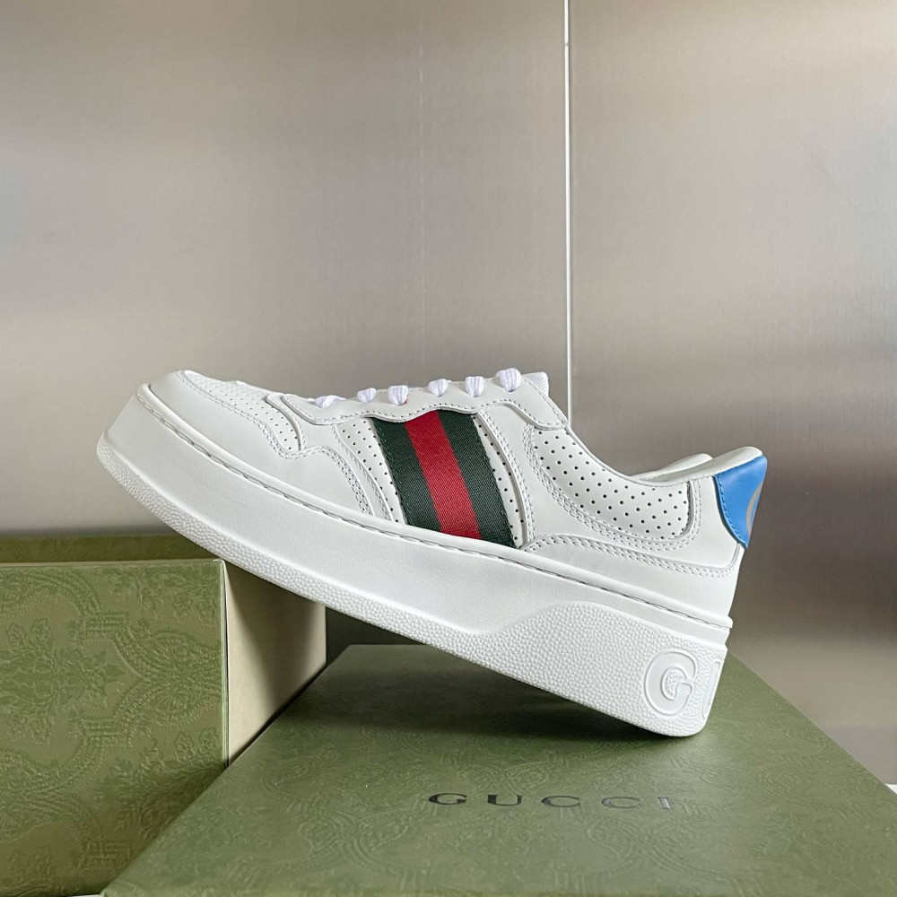 Gucci Chunky B-3 Gucci Chunky B-3
