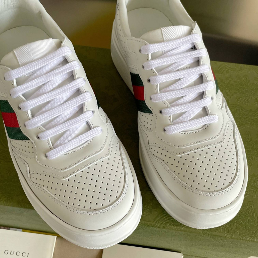 Gucci Chunky B-3 Gucci Chunky B-3