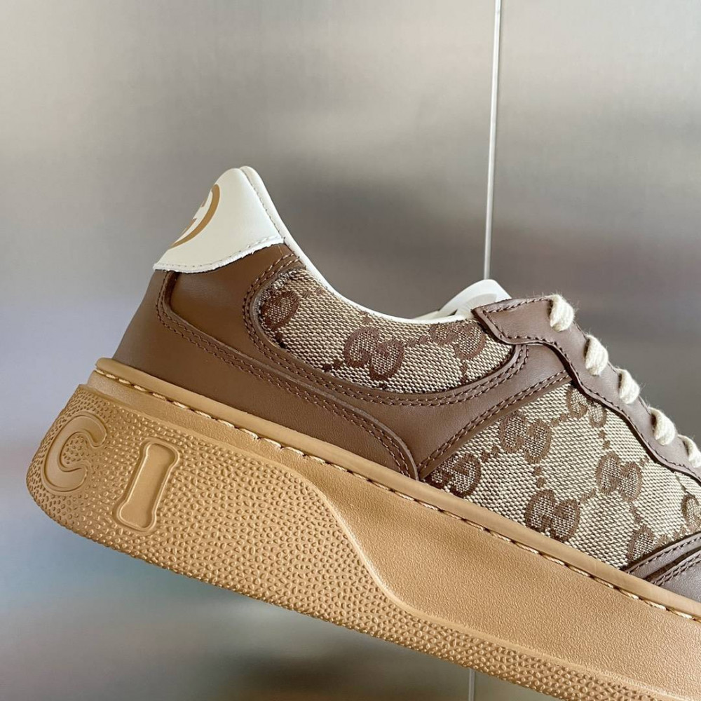 Gucci Chunky B-5 Gucci Chunky B-5