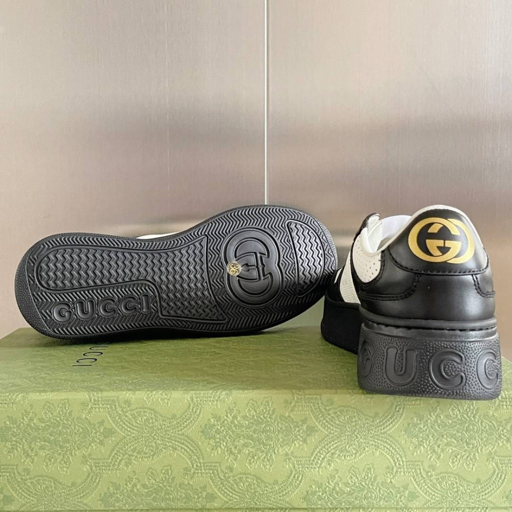 Gucci Chunky B-12 Gucci Chunky B-12