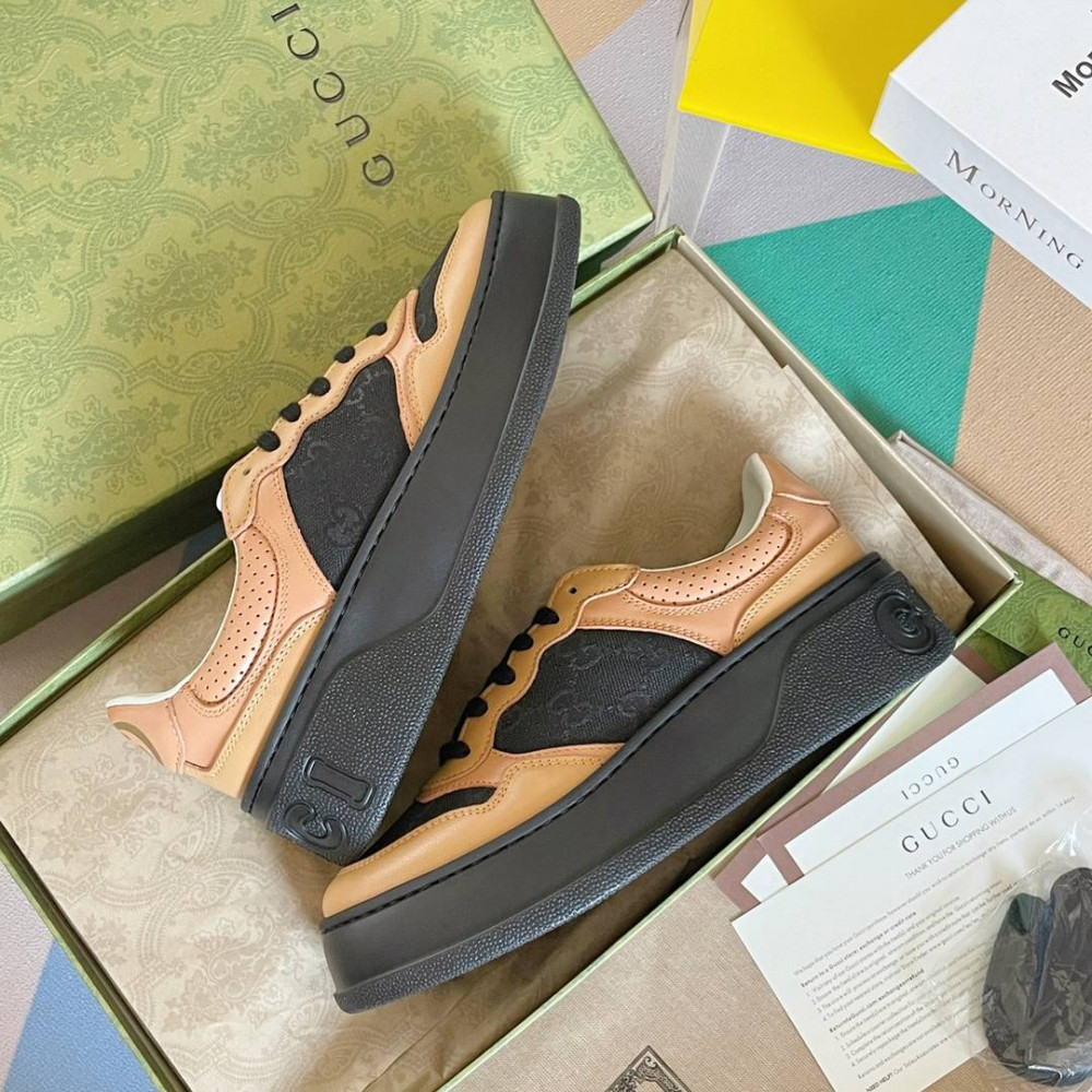 Gucci Chunky B-15 Gucci Chunky B-15