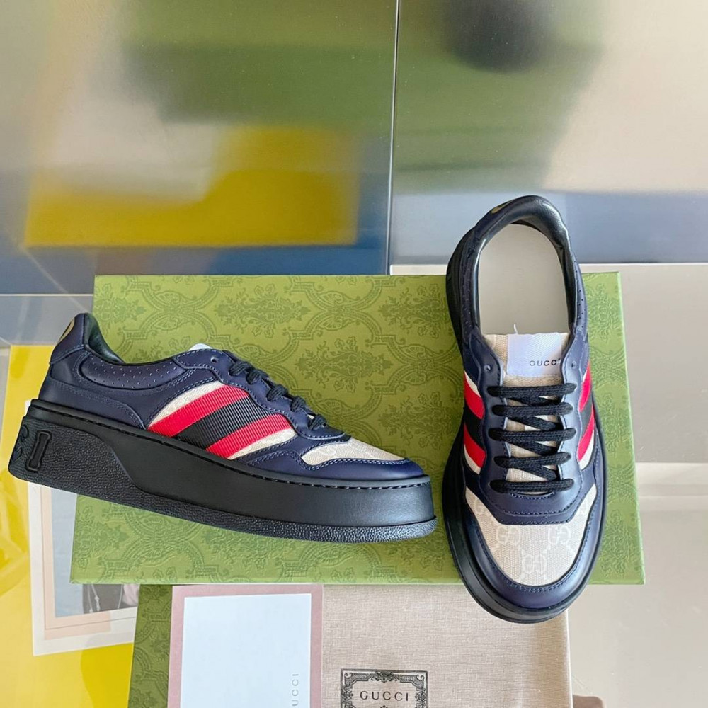 Gucci Chunky B-16 Gucci Chunky B-16