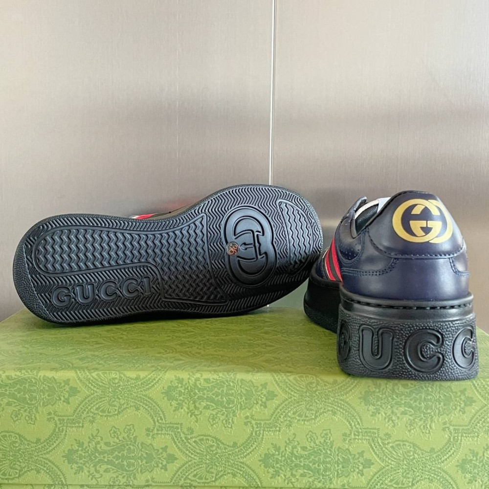 Gucci Chunky B-16 Gucci Chunky B-16