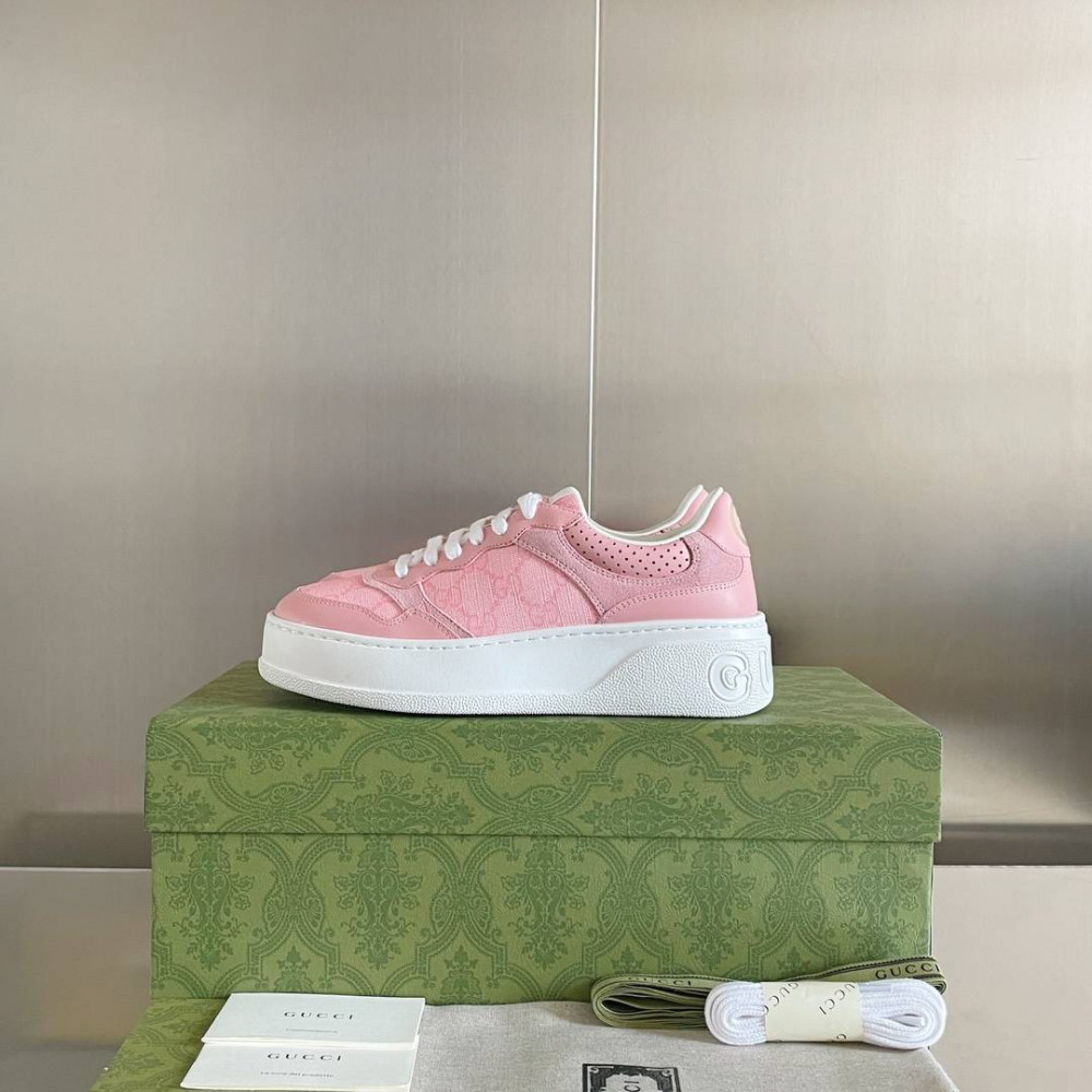 Gucci Chunky B-22 Gucci Chunky B-22