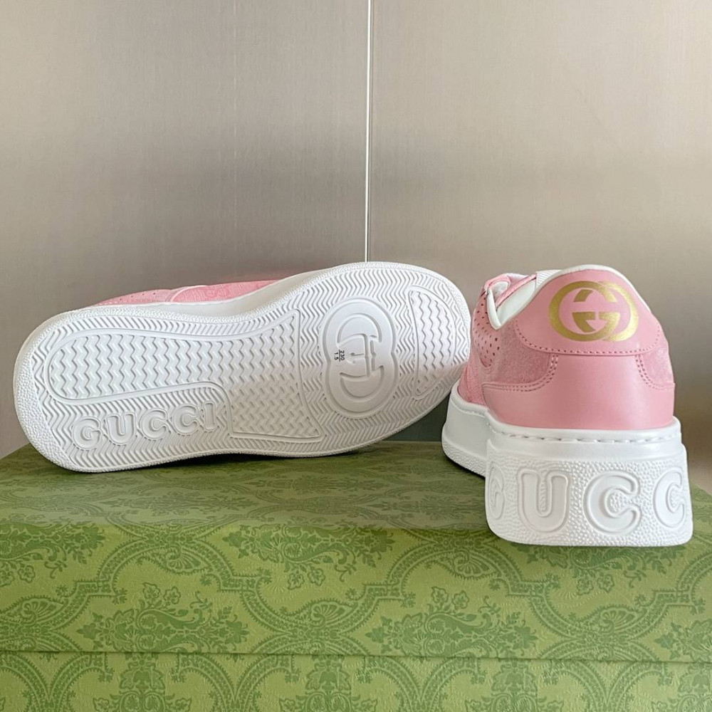 Gucci Chunky B-22 Gucci Chunky B-22