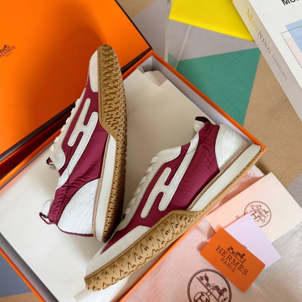 Jet Sneaker Jet Sneaker