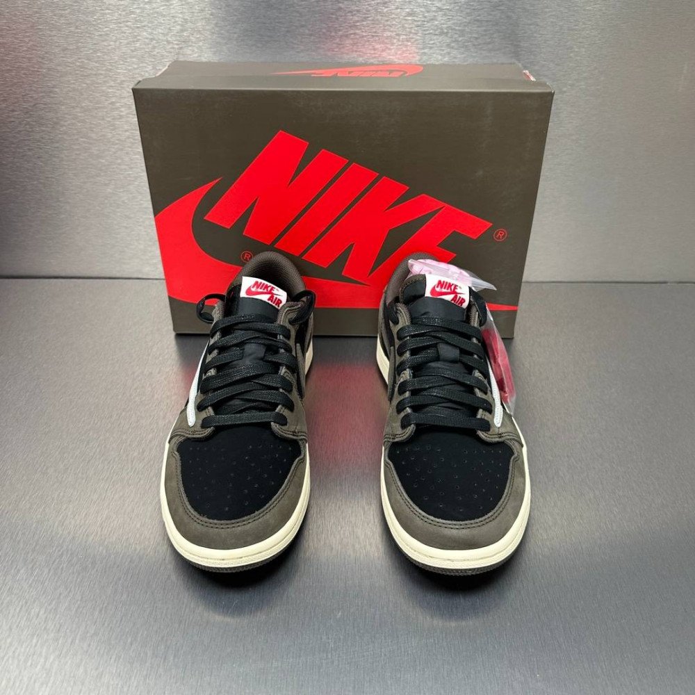 Air Jordan 1 Low x Travis Scott Mocha Air Jordan 1 Low x Travis Scott Mocha