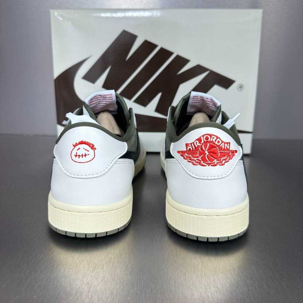Air Jordan 1 Retro Low OG SP x Travis Scott Medium Olive Air Jordan 1 Retro Low OG SP x Travis Scott Medium Olive