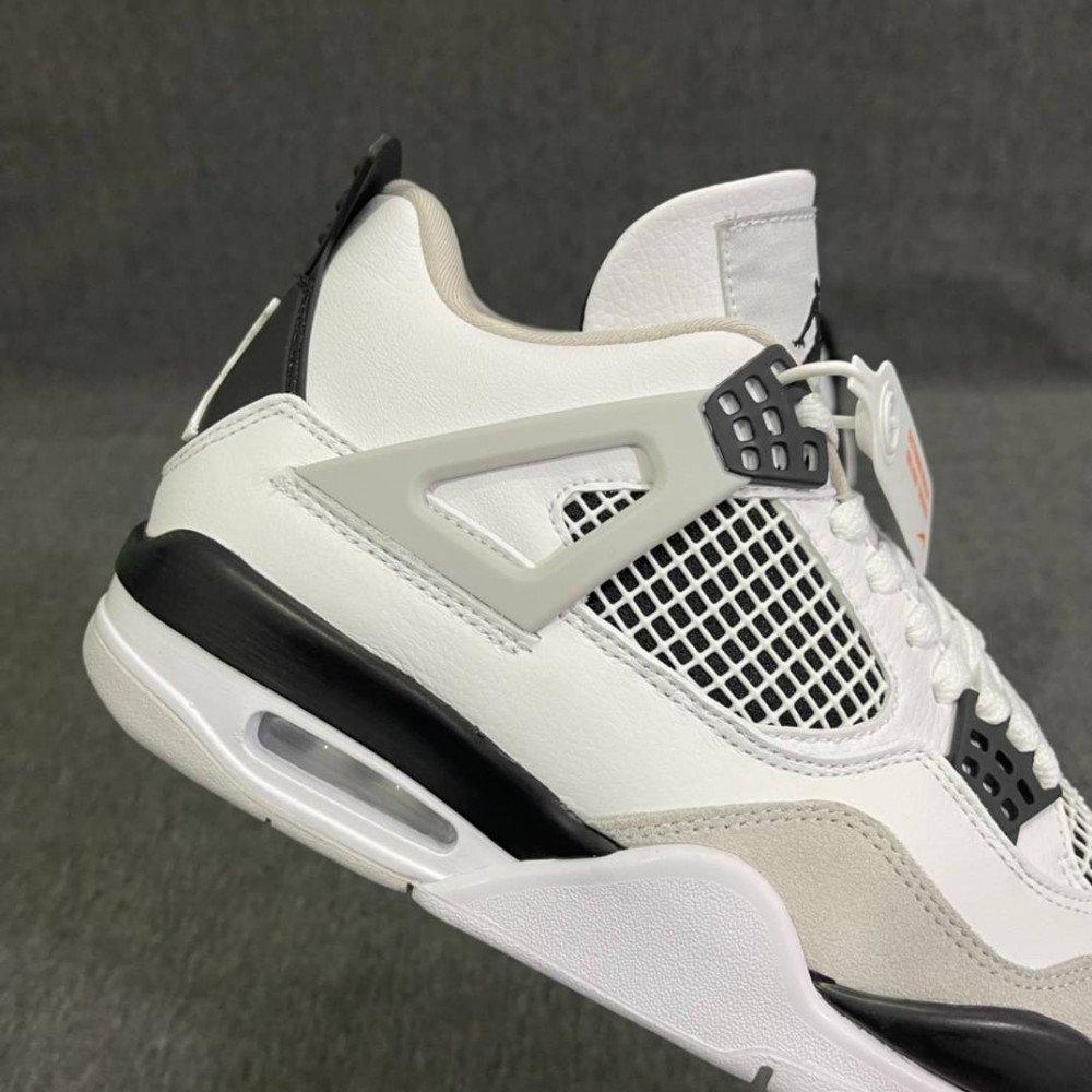 Air Jordan 4 Retro  Military Black 