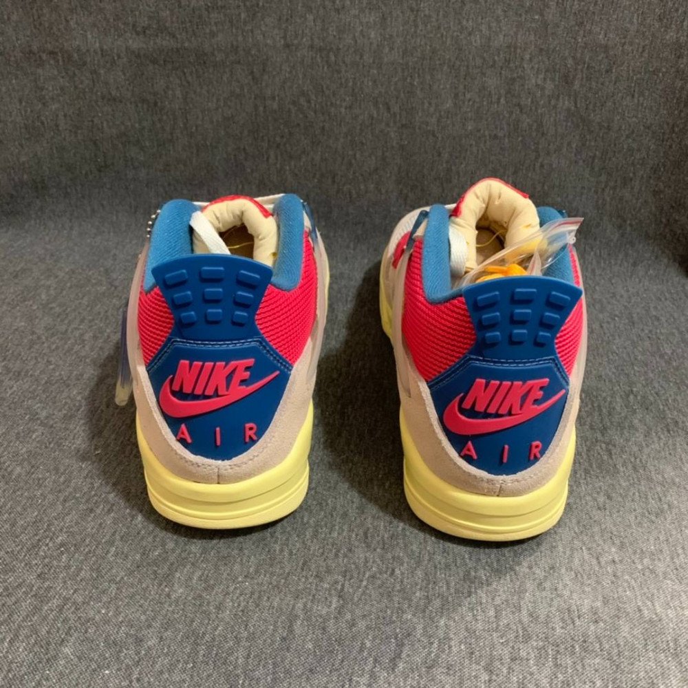 Air Jordan 4 Retro x Union LA  Guava Ice