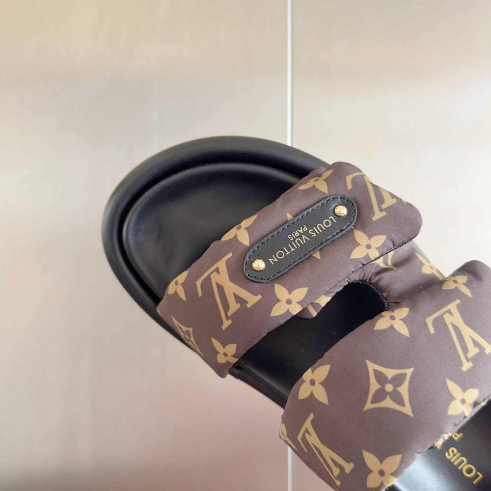 LV Pool Pillow Comfort-4 LV Pool Pillow Comfort-4