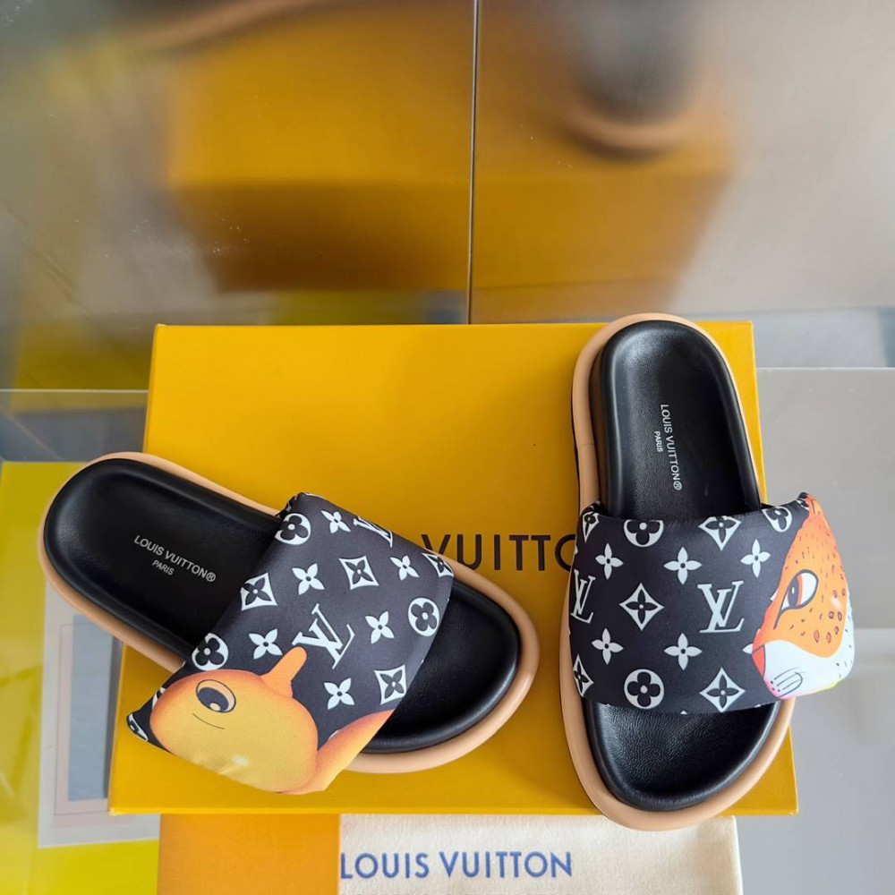 LV Pool Pillow Comfort-7 LV Pool Pillow Comfort-7
