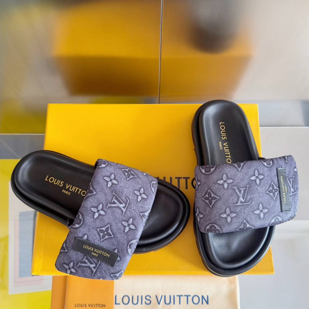 LV Pool Pillow Comfort-16 LV Pool Pillow Comfort-16