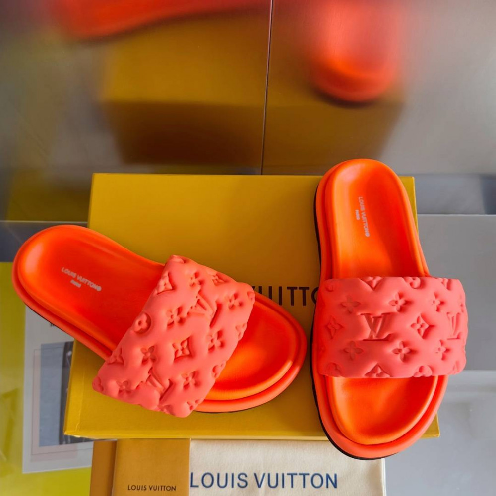 LV Pool Pillow Comfort-19 LV Pool Pillow Comfort-19