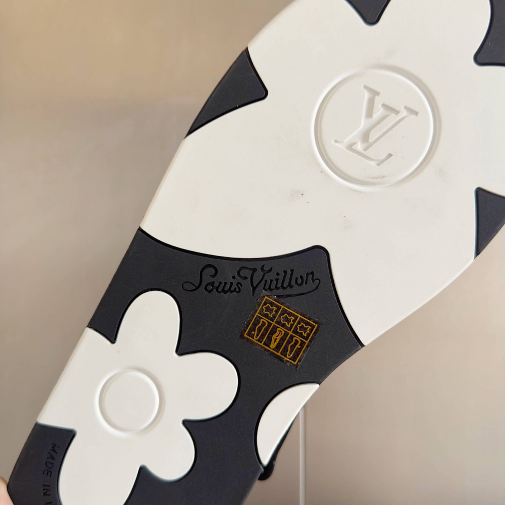 LV Venice Slipper-5 LV Venice Slipper-5