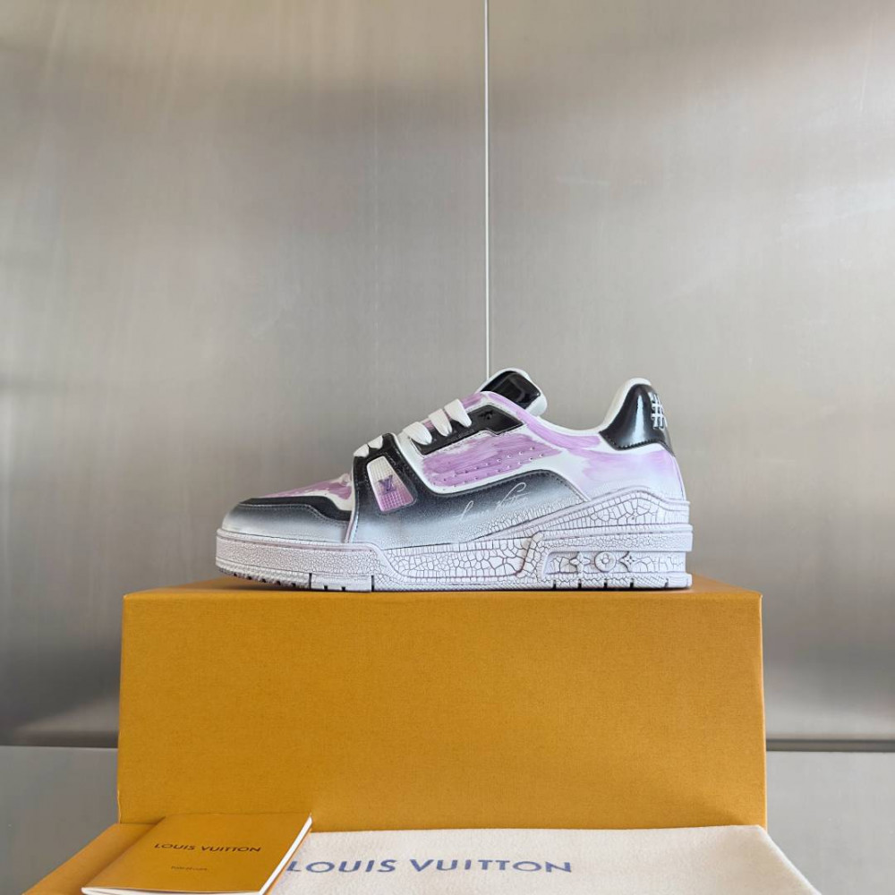 LV Trainer Wipe Color Pink/Black-001 LV Trainer Wipe Color Pink/Black-001
