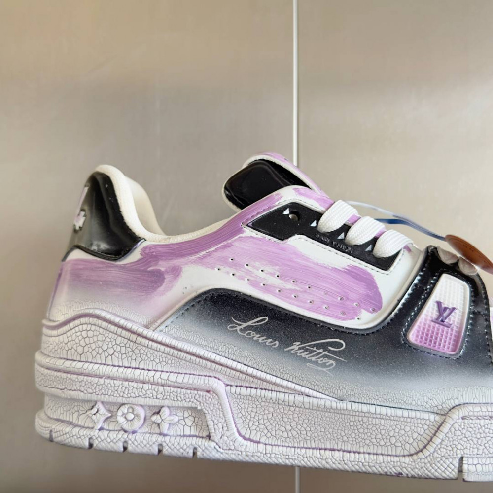 LV Trainer Wipe Color Pink/Black-001 LV Trainer Wipe Color Pink/Black-001