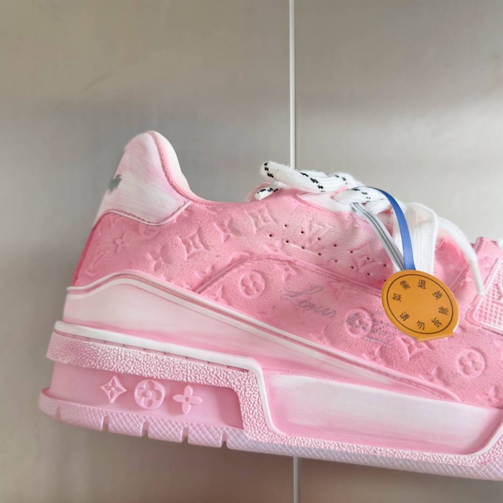 LV Trainer Wipe Color Pink Print-009 LV Trainer Wipe Color Pink Print-009