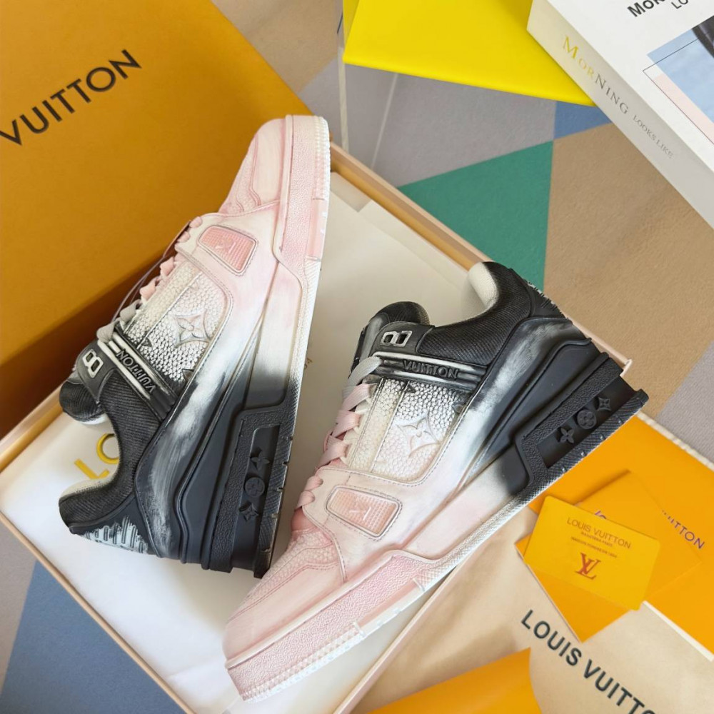 LV Trainer Wipe Color Black/Pink and White-015 LV Trainer Wipe Color Black/Pink and White-015