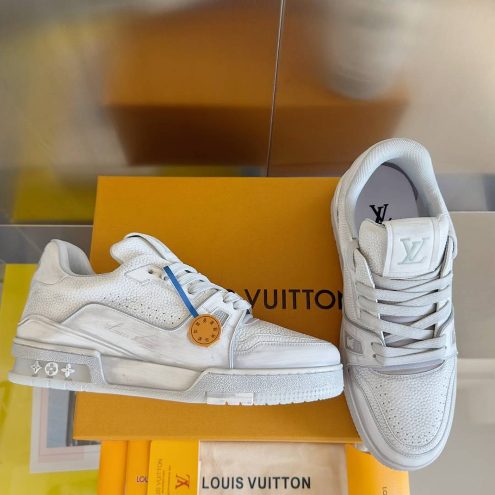 LV Trainer Wipe Color White Print-017